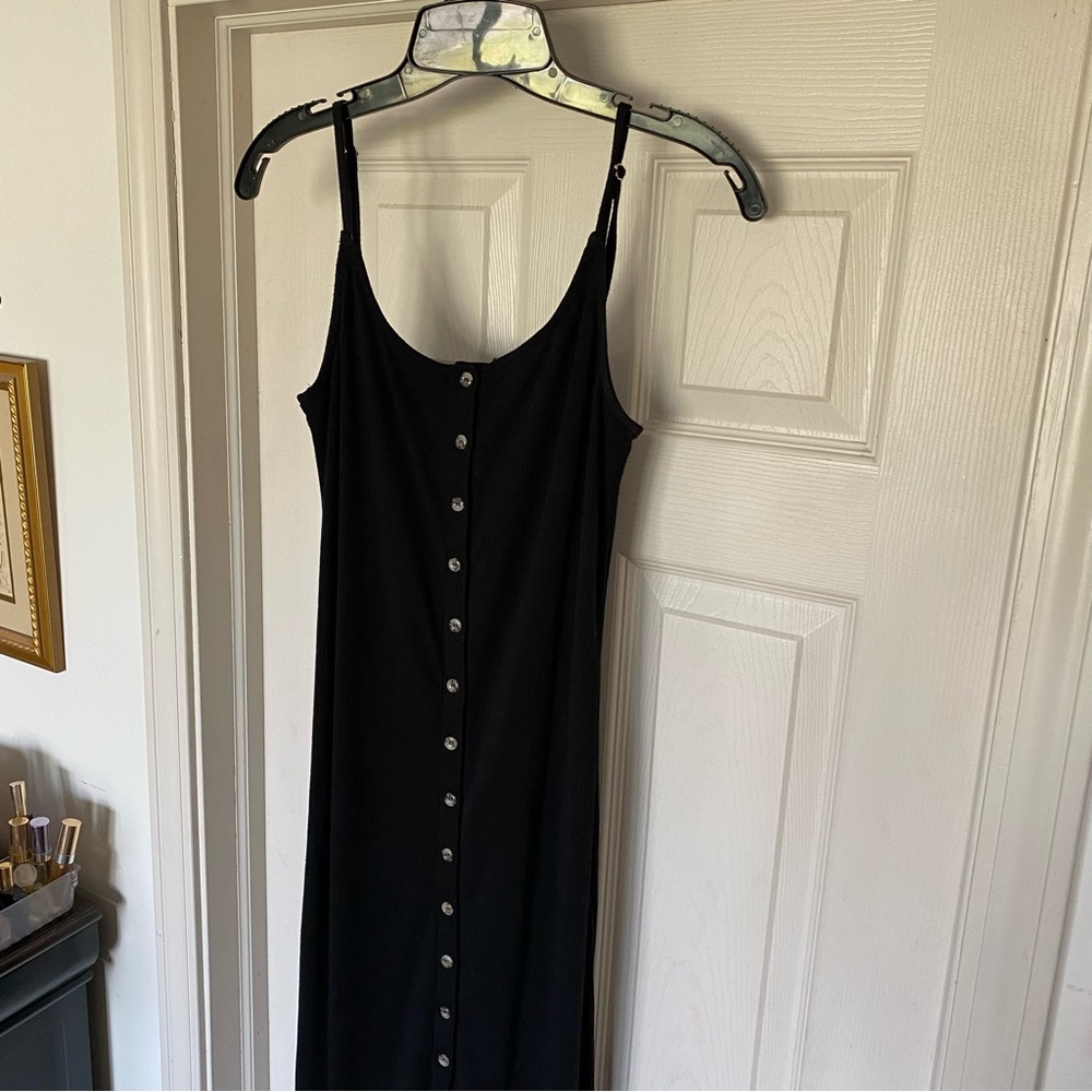 Black poof size small midi dress - Picture 3 of 7